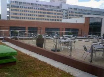 Premier Inn London Wandsworth - image 13