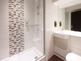 Premier Inn London Woolwich Royal Arsenal - image 4