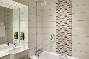 Premier Inn Rickmansworth - image 5