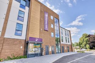 Premier Inn Rickmansworth - image 6
