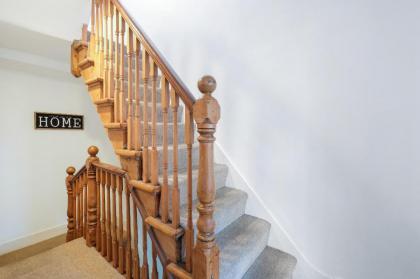 Characteristic 3 Bedroom House Fulham - image 13