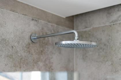 GuestReady - Modern Flat in Fulham - image 23