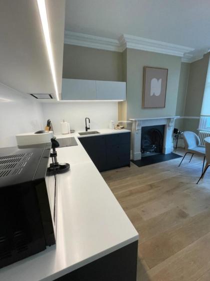 Central 1 Bedroom Apartment in Farringdon - image 14