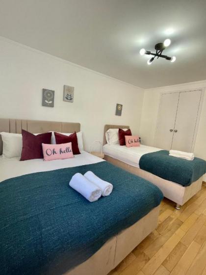 I-Sleep Lux - Camden Town - image 17