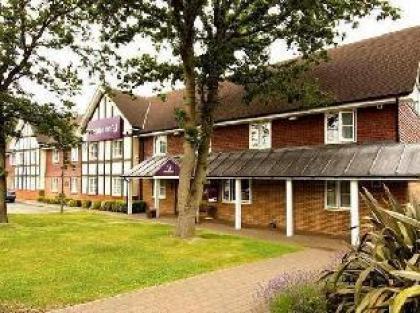 Premier Inn London Gatwick Airport East - image 10