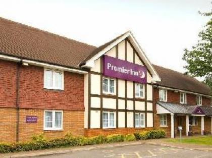 Premier Inn London Gatwick Airport East - image 12