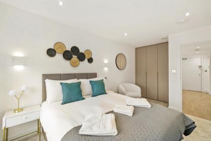 Executive 1 & 2 Bed Apartments in heart of London FREE WIFI by City Stay Aparts London - image 16