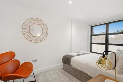 Executive 1 & 2 Bed Apartments in heart of London FREE WIFI by City Stay Aparts London - image 2