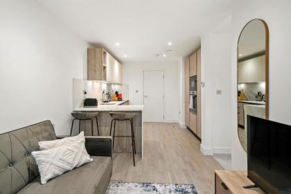 Executive 1 & 2 Bed Apartments in heart of London FREE WIFI by City Stay Aparts London - image 8