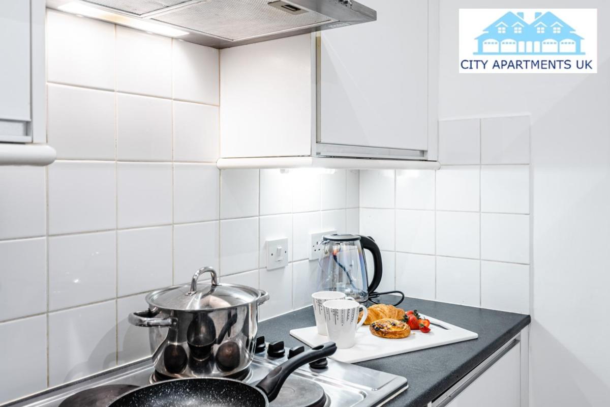 Charming 1 Bed Apt in Kensington - Free London Tour Included By City Apartments UK Short Lets Serviced Accommodation - image 3