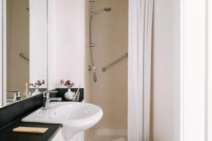 Sonder Kensington Gardens - image 23