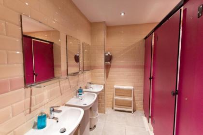 Hostelle - women only hostel London - image 10