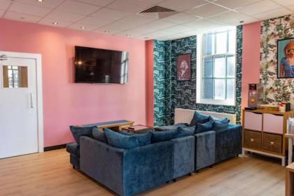 Hostelle - women only hostel London - image 16
