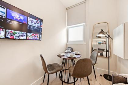 Modern Apartments in Paddington Central London FREE WIFI by City Stay Aparts London - image 8