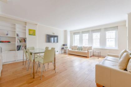 Spacious and Central 3 Bedroom House in Paddington - image 10