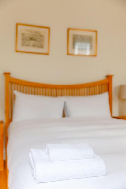 Spacious and Central 3 Bedroom House in Paddington - image 16
