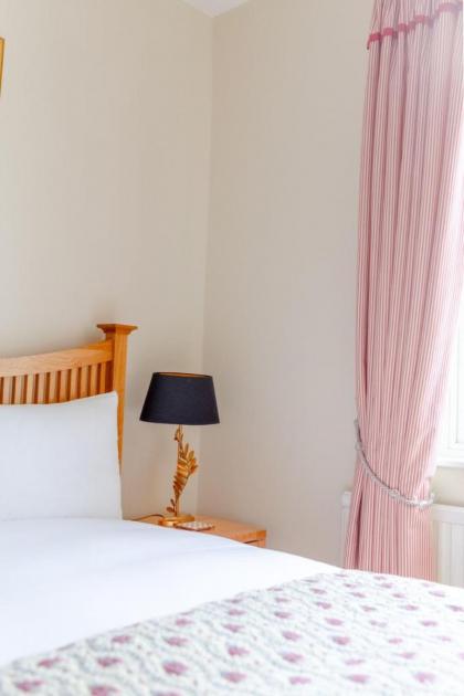 Spacious and Central 3 Bedroom House in Paddington - image 20