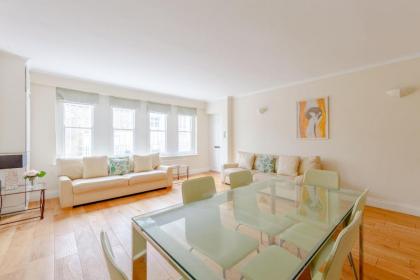 Spacious and Central 3 Bedroom House in Paddington - image 7