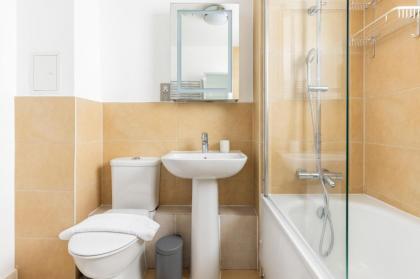 The Islington Collection - image 4