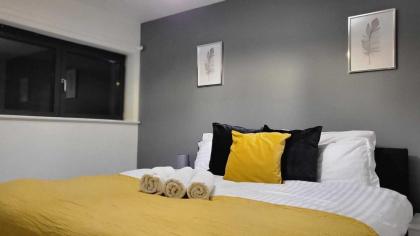 Luxury Gem By Emirates Stadium - Ultimate Fan Experience - image 3