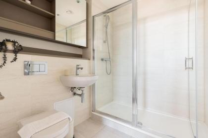 The Bow Flats - image 6