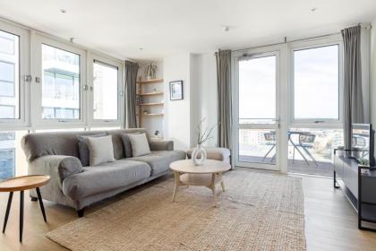 The Bow Flats - image 9