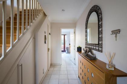 The Fulham Villas - image 15