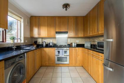 The Fulham Villas - image 5