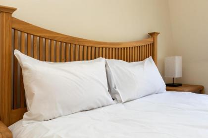 Modern and Bright 3 Bedroom House in Paddington - image 29