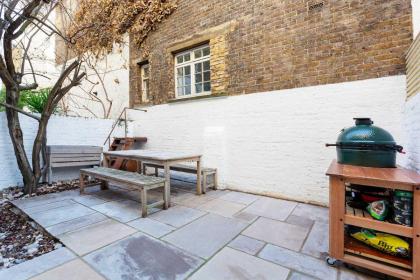Veeve - Mellow Yellow by Holland Park - image 11
