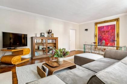 Period 3-Bed Maisonette next to the City of London - image 6