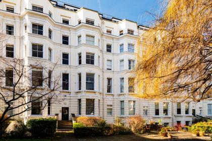 Brand new studio flat in the heart of Notting Hill - image 27
