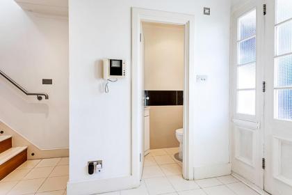 Little Venice House - image 17
