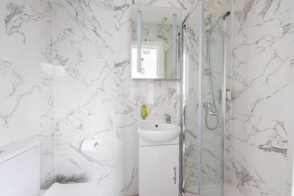 The Anson Hotel - Conveniently Located Sweet Space Near Transportation Stations - image 5