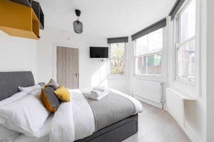 Double Ensuite Sleeps 2 Long Term Welcome With Garden View