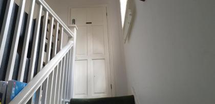 Charming 1-Wall Bed Comfortable Studio in NWLondon - image 7