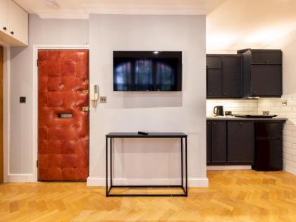 Pass the Keys Stylish 1 bedroom flat by Kings Road in Chelseag - image 17