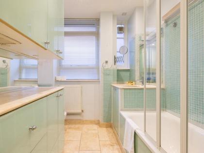 Pass the Keys Stylish 1 bedroom flat by Kings Road in Chelseag - image 19