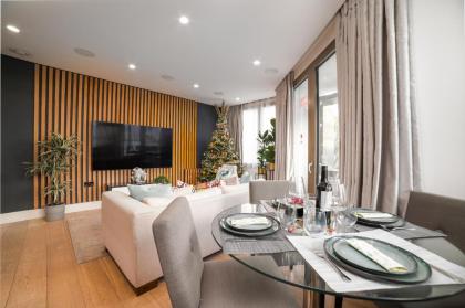 Stunning Modern Apartment close to Hyde Park by UnderTheDoormat - image 9