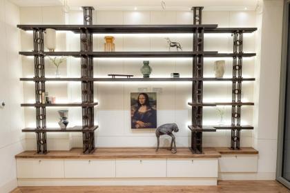 Modern Deluxe Five Bedroom House near Chalk Farm Station - image 12