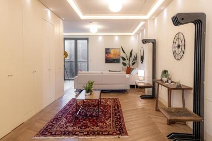 Modern Deluxe Five Bedroom House near Chalk Farm Station - image 3