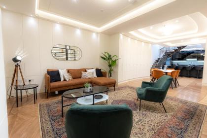 Modern Deluxe Five Bedroom House near Chalk Farm Station - image 7