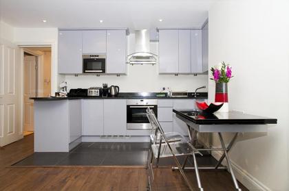Holiday Lets London - C - image 30