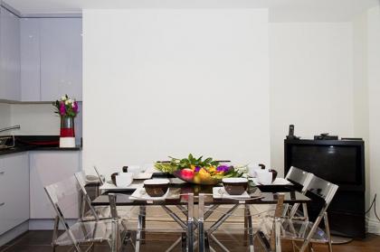 Holiday Lets London - C - image 4