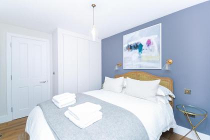 Whitfield Street Apartments - image 24