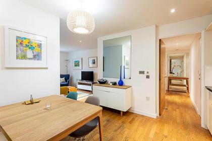Perfect Paddington Pad - image 19