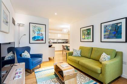 Perfect Paddington Pad - image 9