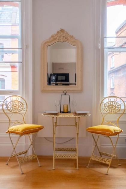 Central & Cosy 1BD Flat - Soho - image 21