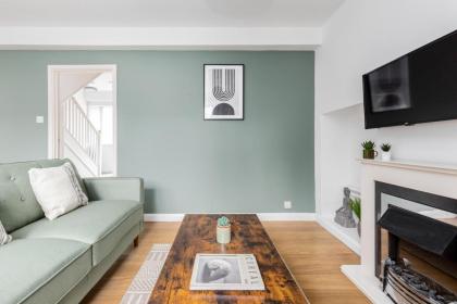 The Canonbury Villas