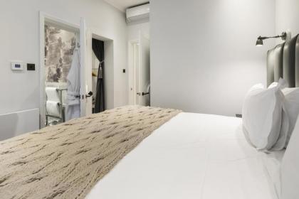 The Connaught Suite - image 11